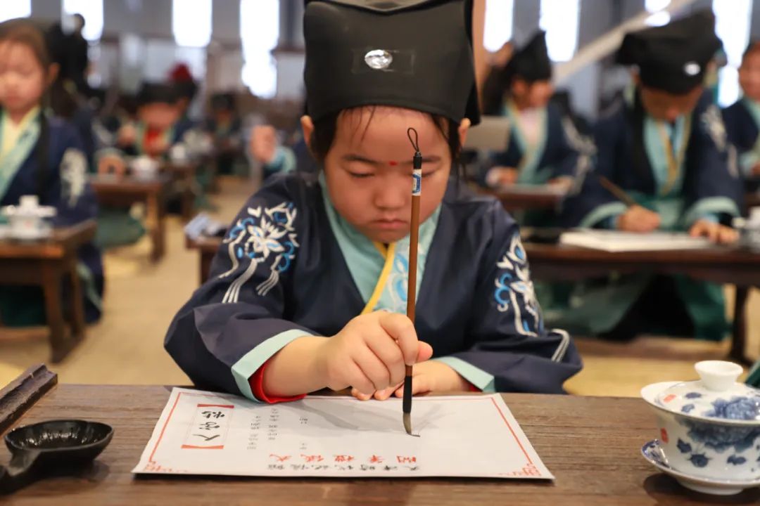 图片关键词