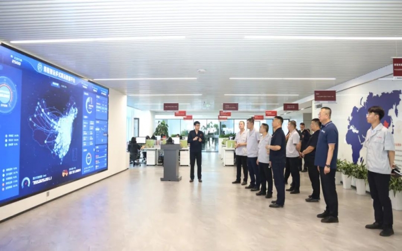 迁安市九江煤炭储运有限公司总经理缪汝学一行到QY千亿集团座谈交流