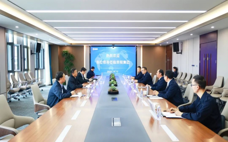 中国冶金职工思想政治工作研究会会长姜兴宏一行到QY千亿集团参观调研