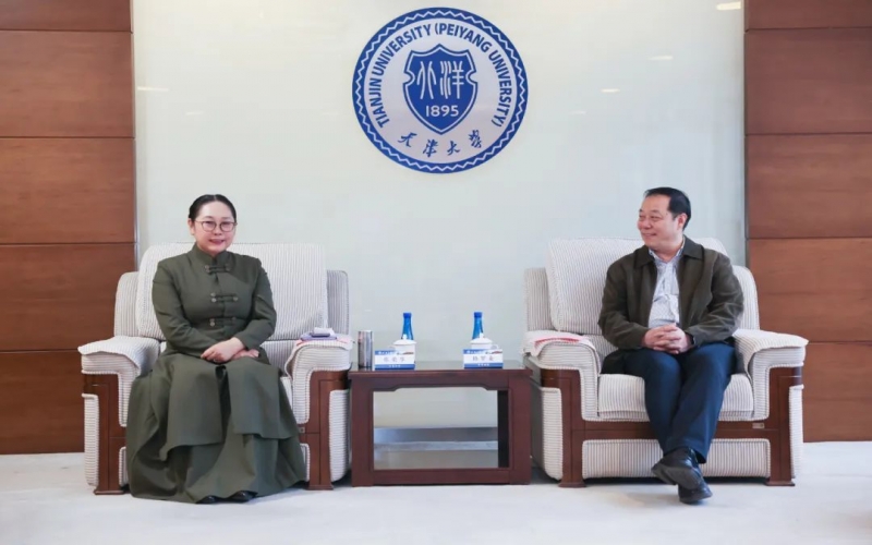 张荣华主席应邀出席天津大学创业大讲堂活动，张君婷总裁作主题演讲