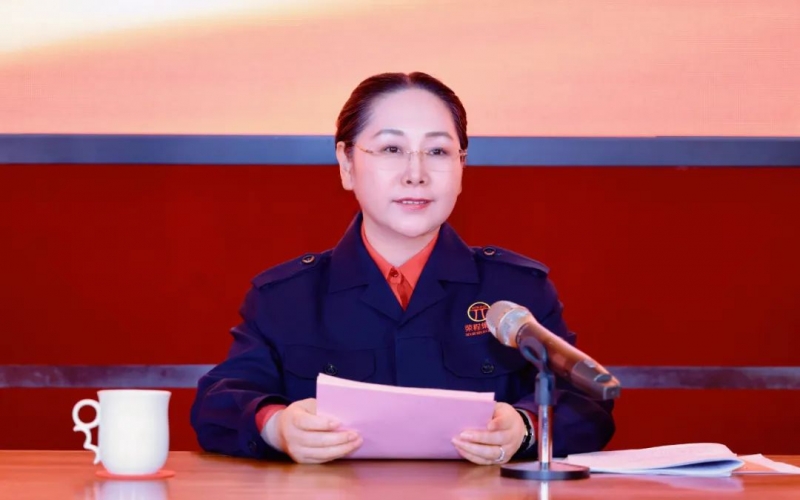 QY千亿集团召开学习贯彻落实全国两会精神宣讲报告会