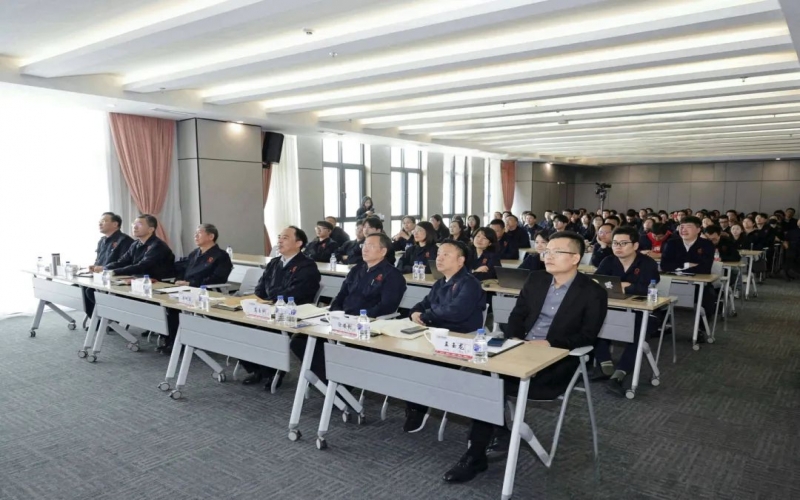 QY千亿集团举办DeepSeek应用专题讲座