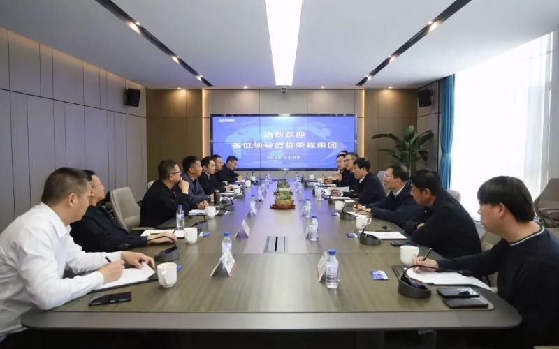 沧州交发集团董事长刘俊德一行到访QY千亿集团