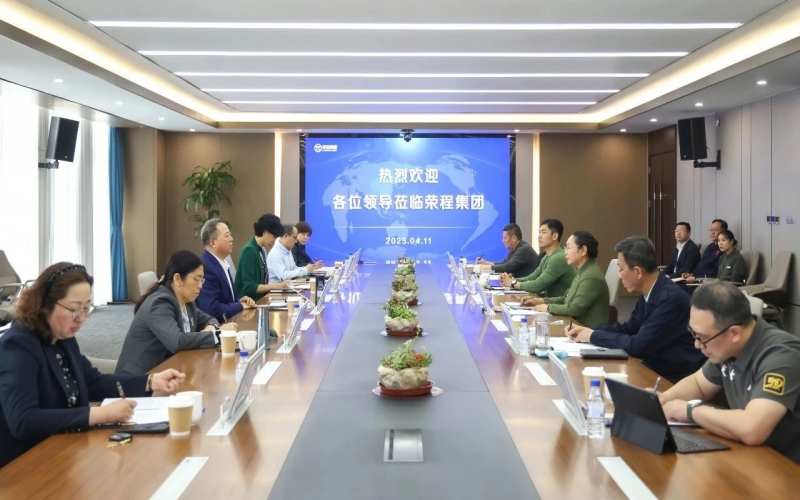 天津市体育局到QY千亿集团走访调研