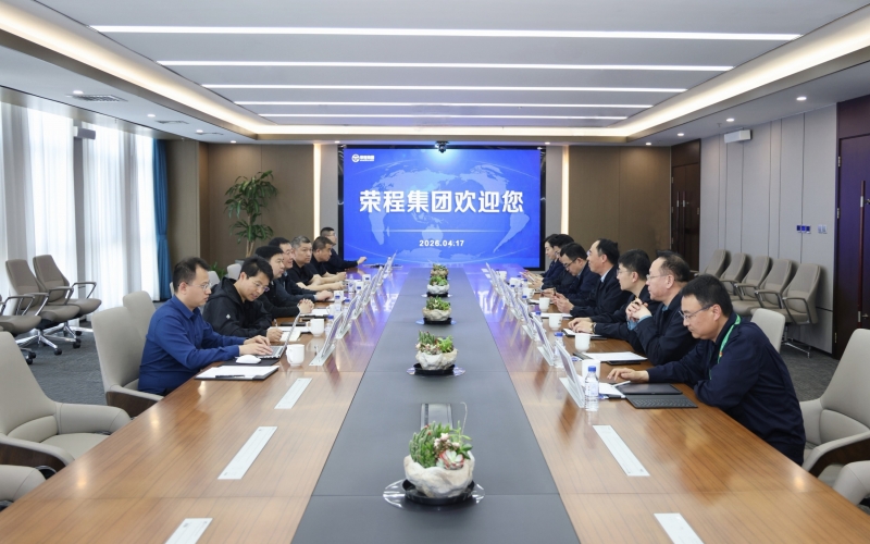 新金集团副总裁王利峰一行到访QY千亿集团